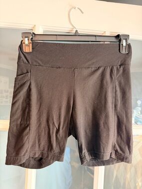 No Boundaries Black Bike Shorts with Side Pockets